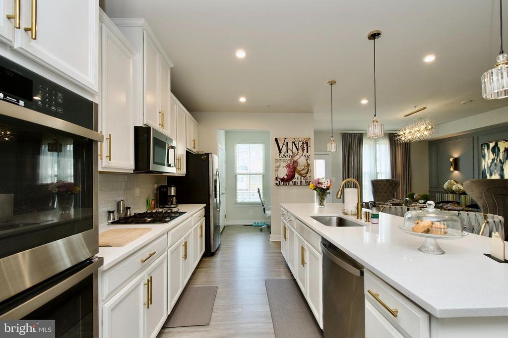 Image 11 of property listing at 10810 NORBOURNE FARM RD, Upper Marlboro, MD 20772