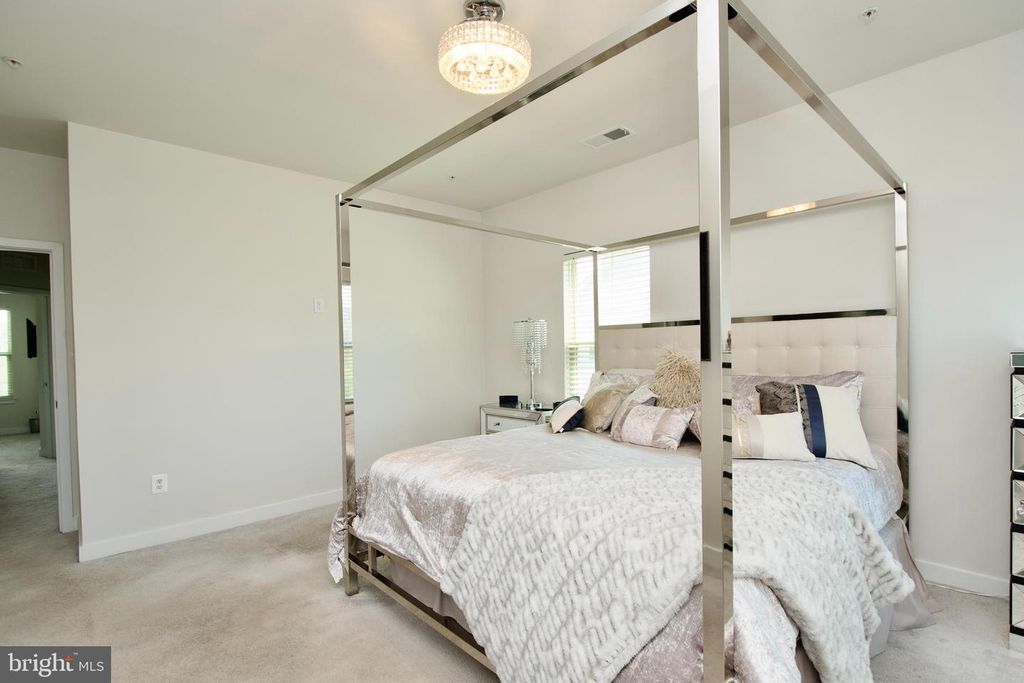 Image 17 of property listing at 10810 NORBOURNE FARM RD, Upper Marlboro, MD 20772