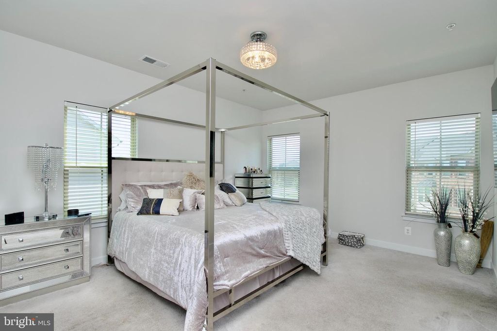 Image 18 of property listing at 10810 NORBOURNE FARM RD, Upper Marlboro, MD 20772