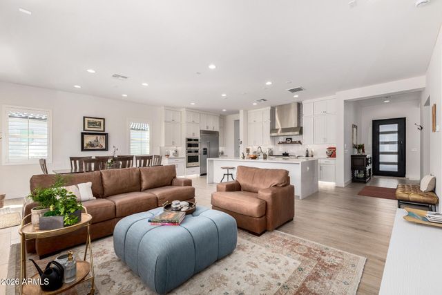 4899 W MARSH WREN Lane, San Tan Valley, AZ 85144