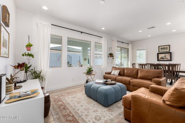 4899 W MARSH WREN Lane, San Tan Valley, AZ 85144