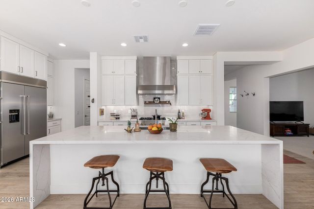 4899 W MARSH WREN Lane, San Tan Valley, AZ 85144