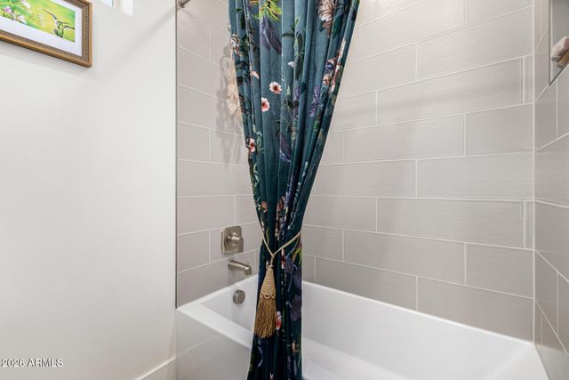 4899 W MARSH WREN Lane, San Tan Valley, AZ 85144