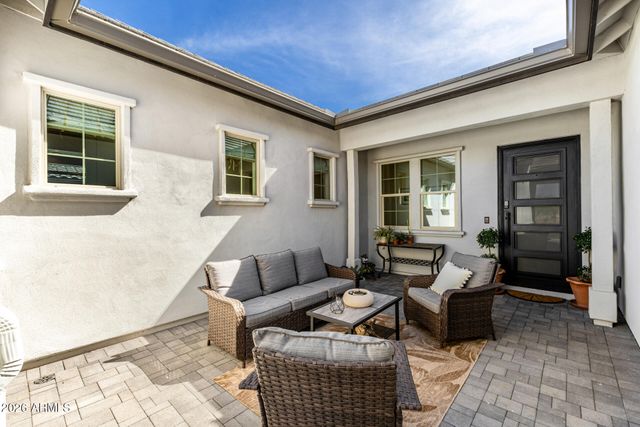 4899 W MARSH WREN Lane, San Tan Valley, AZ 85144