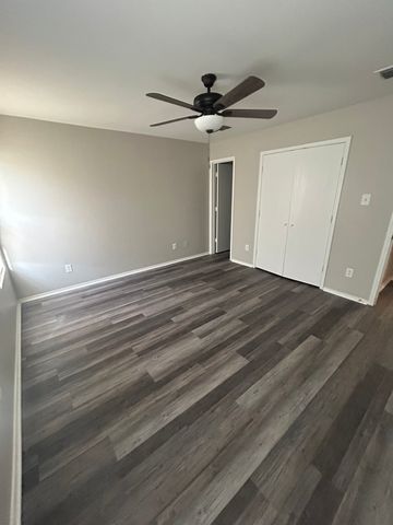 496 Canvas Court, Crowley, TX 76036