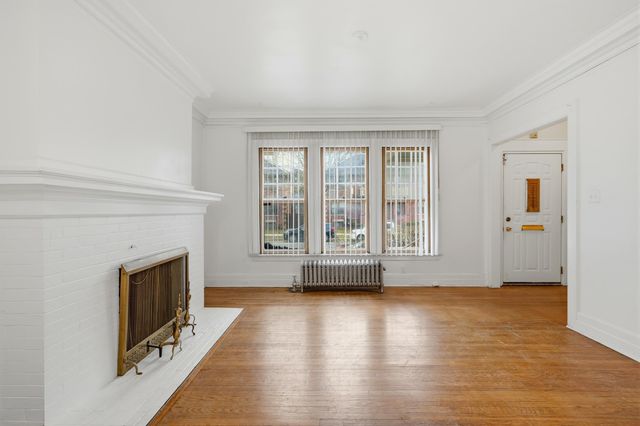 8010 3rd Avenue, Detroit City, MI 48202