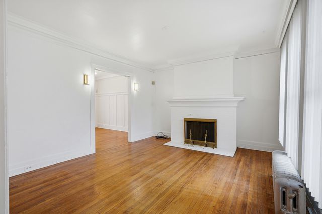 8010 3rd Avenue, Detroit City, MI 48202