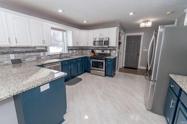 18843 Sample Court, Goshen, IN 46528