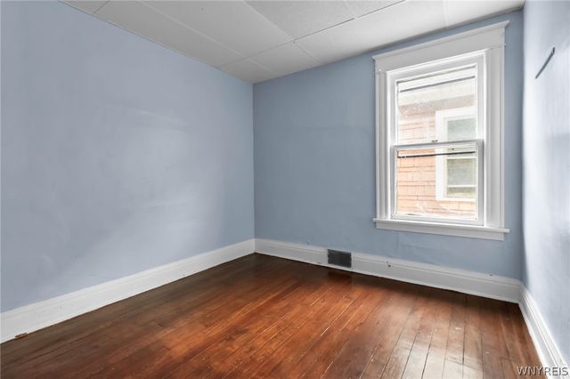 99 Henrietta Avenue, Buffalo, NY 14207