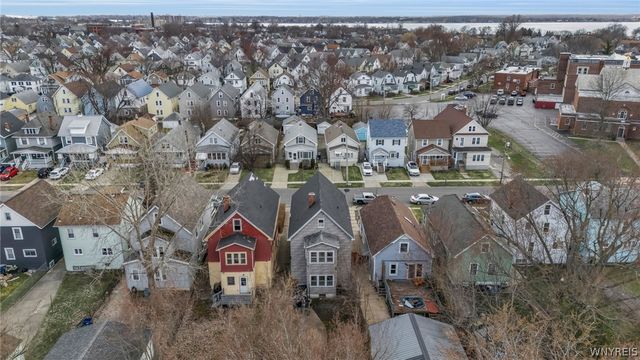 99 Henrietta Avenue, Buffalo, NY 14207