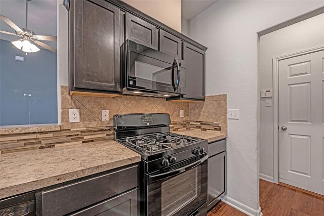 8107 Grandview Street, Houston, TX 77051