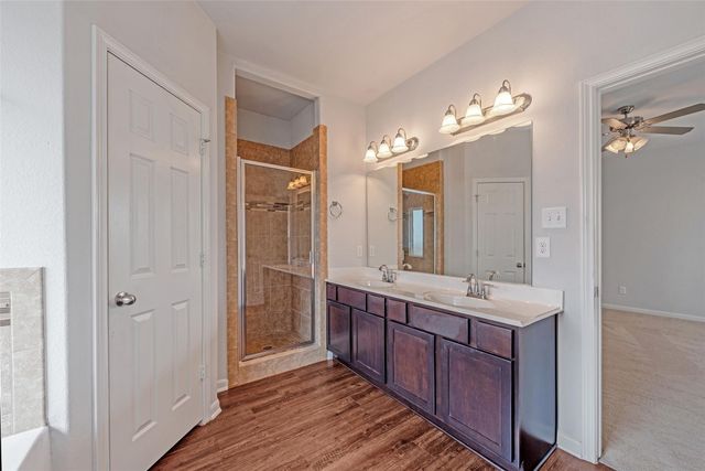 8107 Grandview Street, Houston, TX 77051