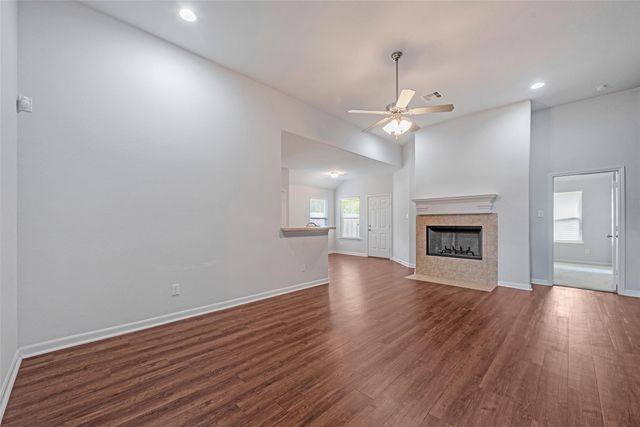 8107 Grandview Street, Houston, TX 77051