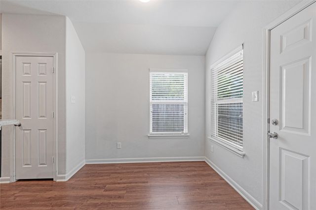 8107 Grandview Street, Houston, TX 77051