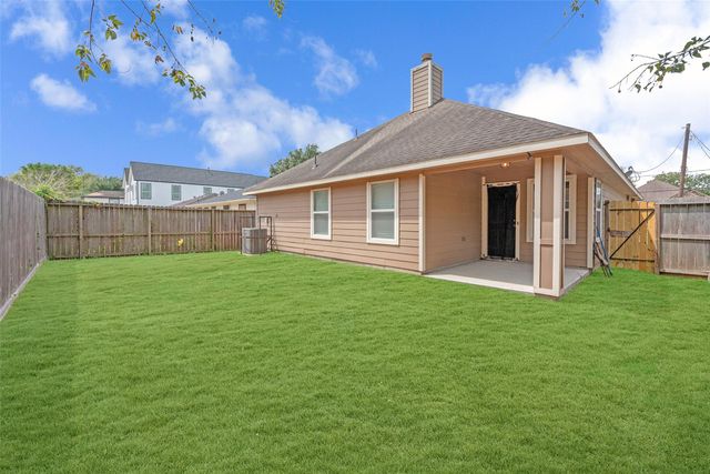 8107 Grandview Street, Houston, TX 77051