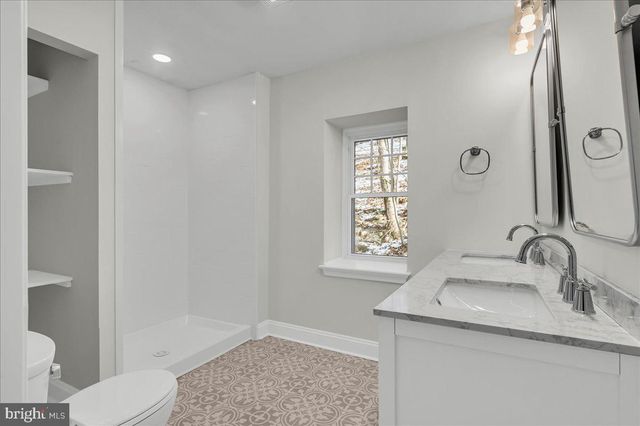 1921 MOUNT VERNON AVE, Wilmington, DE 19806