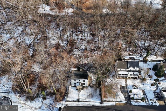 1921 MOUNT VERNON AVE, Wilmington, DE 19806