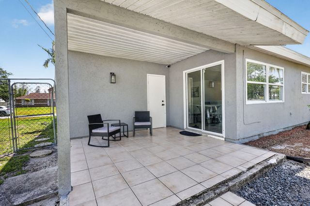 161 SW Dalva Avenue, Port St. Lucie, Port St Lucie, FL 34984