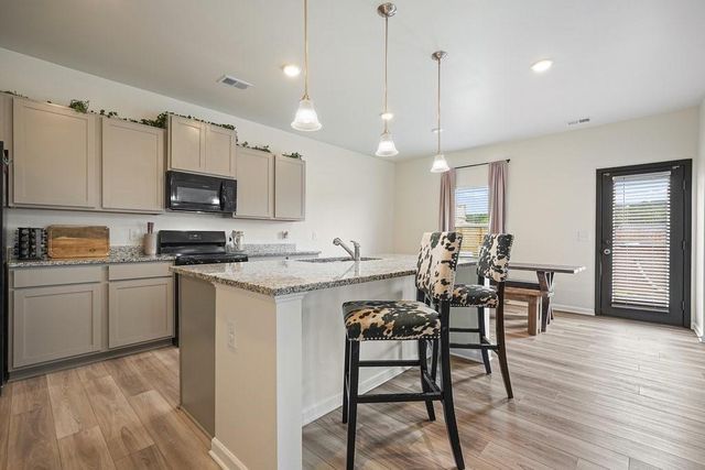 34 Arrington Drive, Adairsville, GA 30103