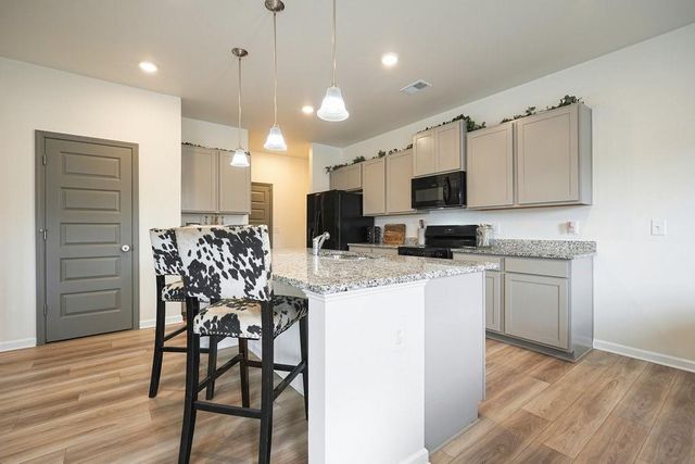 34 Arrington Drive, Adairsville, GA 30103