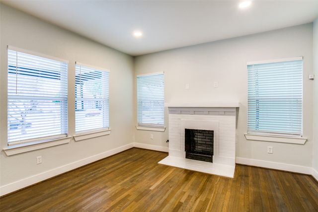 619 Pembroke Avenue, Dallas, TX 75208