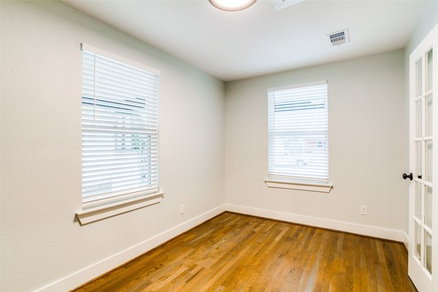 619 Pembroke Avenue, Dallas, TX 75208