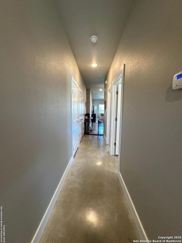 2010 N RANCH ESTATES BLVD, New Braunfels, TX 78130