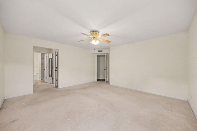 303 Spyglass Court, 304, Wilder, KY 41076
