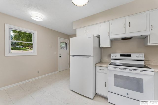 1411 Bryan Avenue, Bellevue, NE 68005