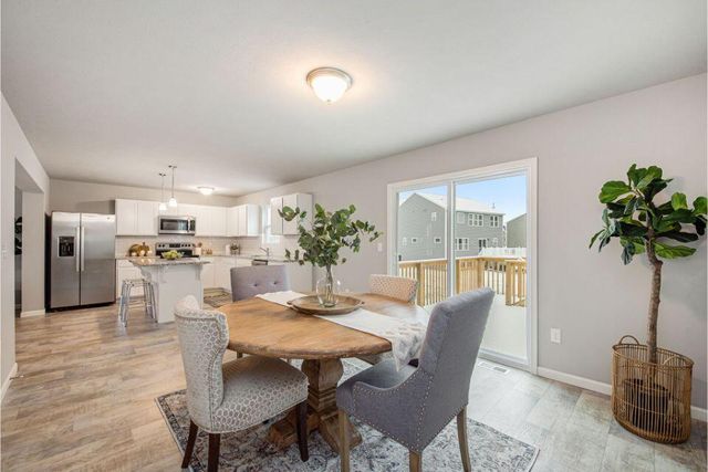 4520 W 78th Place, Merrillville, IN 46410