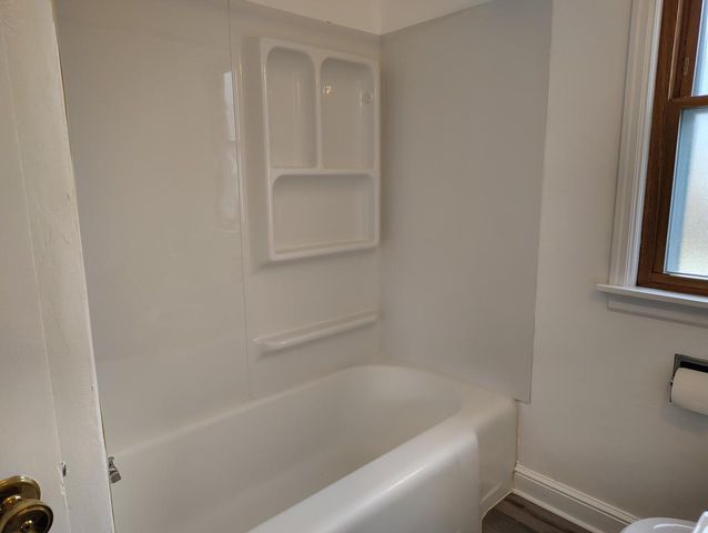 5270 N 58th STREET, Milwaukee, WI 53218