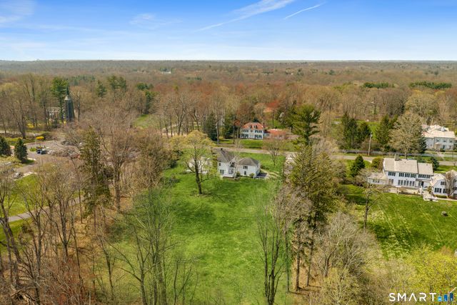 3050 Bronson Road, Fairfield, CT 06824