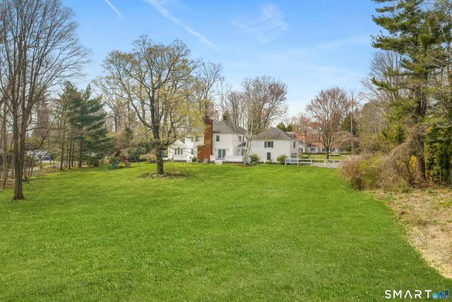 3050 Bronson Road, Fairfield, CT 06824