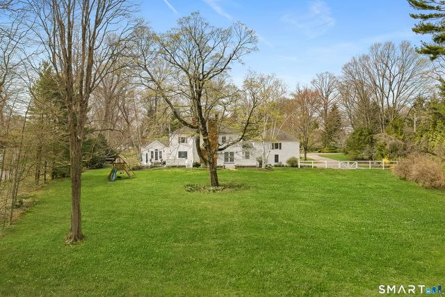 3050 Bronson Road, Fairfield, CT 06824
