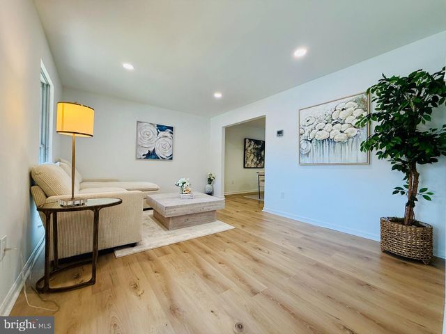 815 WHITEHALL ST, Silver Spring, MD 20901
