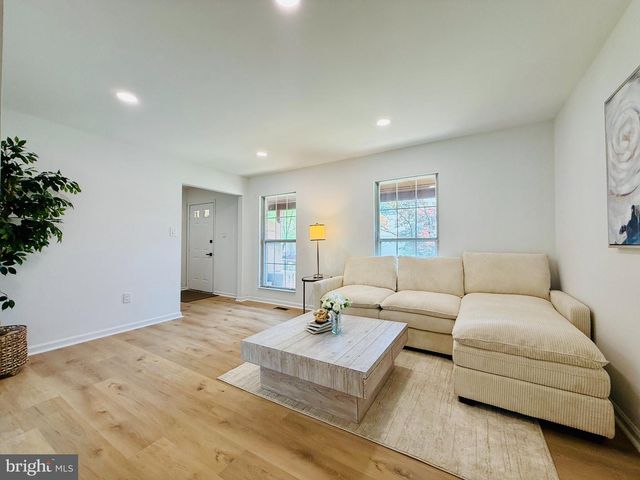 815 WHITEHALL ST, Silver Spring, MD 20901
