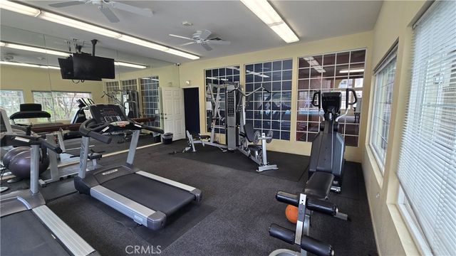 5805 Oak Bend 204, Oak Park, CA 91377