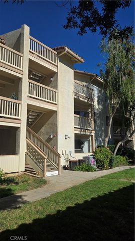 5805 Oak Bend 204, Oak Park, CA 91377