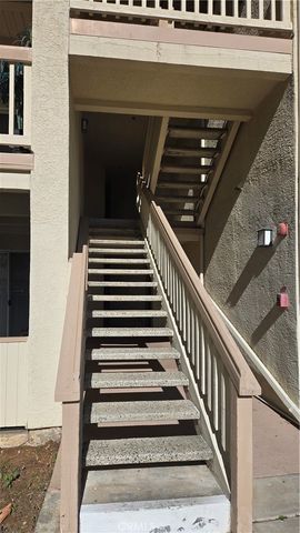 5805 Oak Bend 204, Oak Park, CA 91377