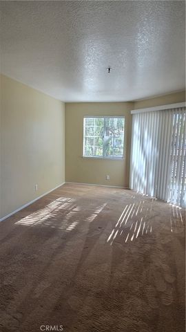 5805 Oak Bend 204, Oak Park, CA 91377