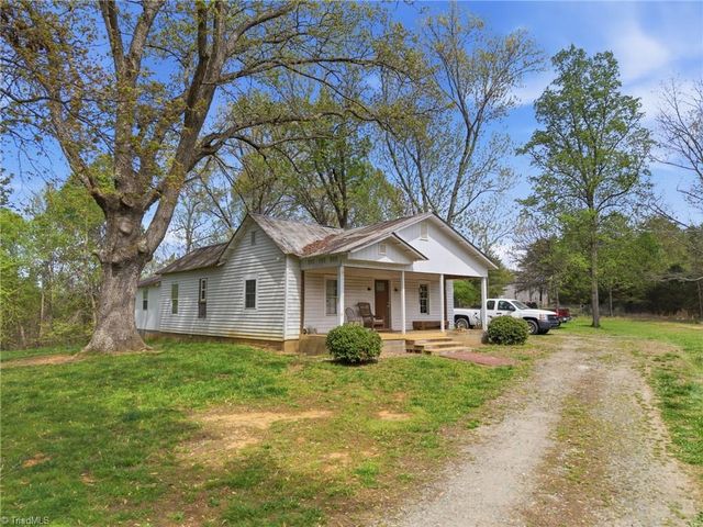 1327 Spainhour Mill Road, Pinnacle, NC 27043