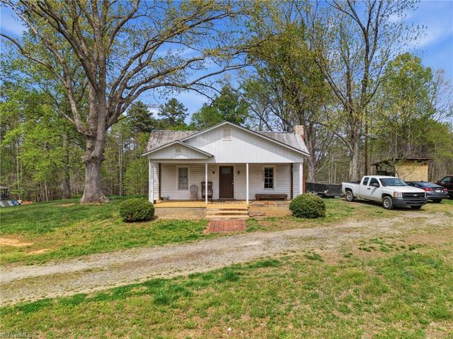 1327 Spainhour Mill Road, Pinnacle, NC 27043