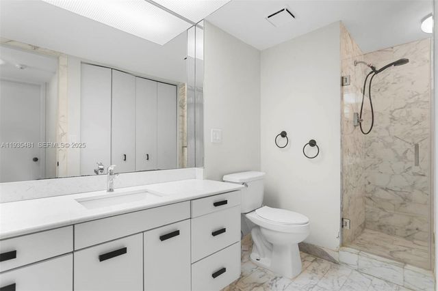 19500 Turnberry Way 5F + CABANA, Aventura, FL 33180