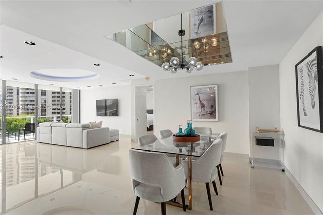 19500 Turnberry Way 5F + CABANA, Aventura, FL 33180