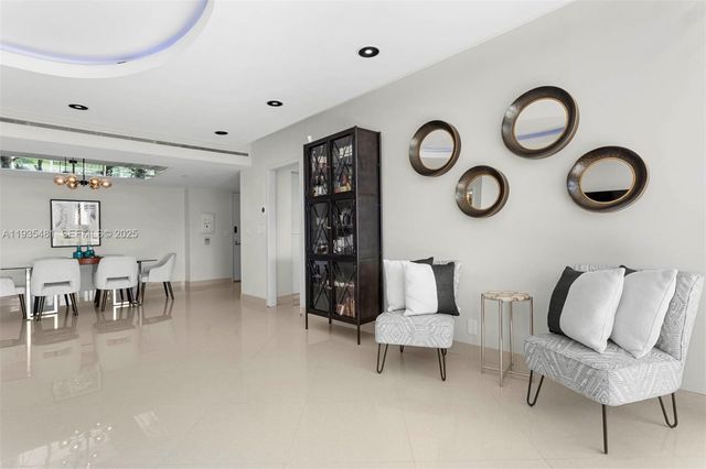 19500 Turnberry Way 5F + CABANA, Aventura, FL 33180