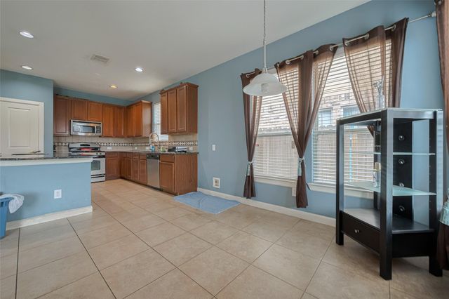 1703 Macclesby Lane, Houston, TX 77049