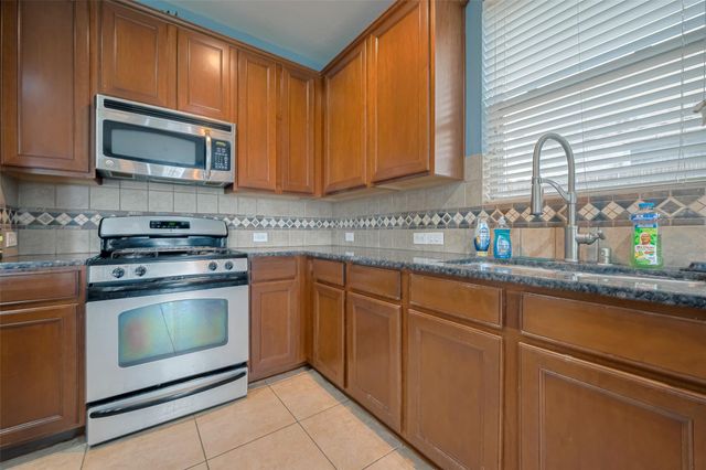 1703 Macclesby Lane, Houston, TX 77049