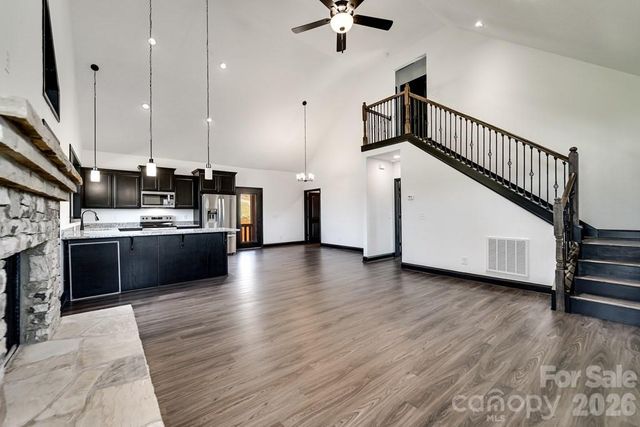 50 Fairview Street, Franklin, NC 28734