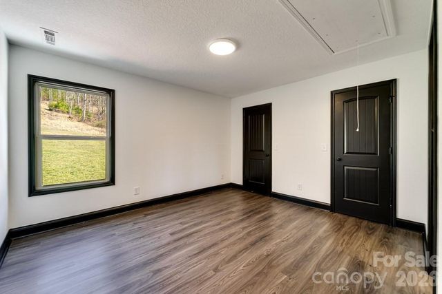 50 Fairview Street, Franklin, NC 28734