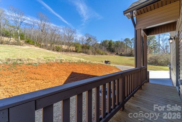 50 Fairview Street, Franklin, NC 28734